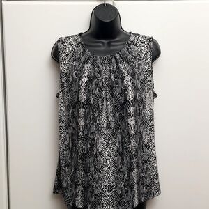 L Calvin Klein top Nwot